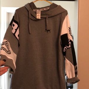 NWT PINK FLEECE PULLOVER